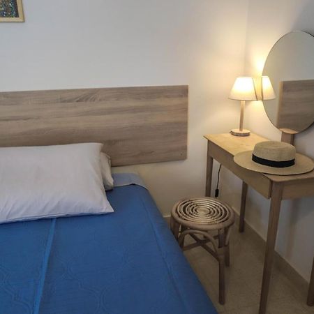 Traditional Town Garden Apartment Rhodes City Esterno foto