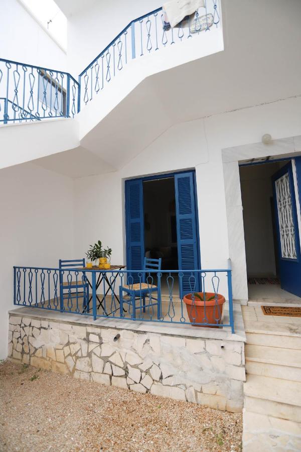 Traditional Town Garden Apartment Rhodes City Esterno foto