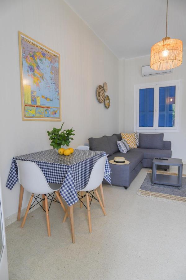 Traditional Town Garden Apartment Rhodes City Esterno foto