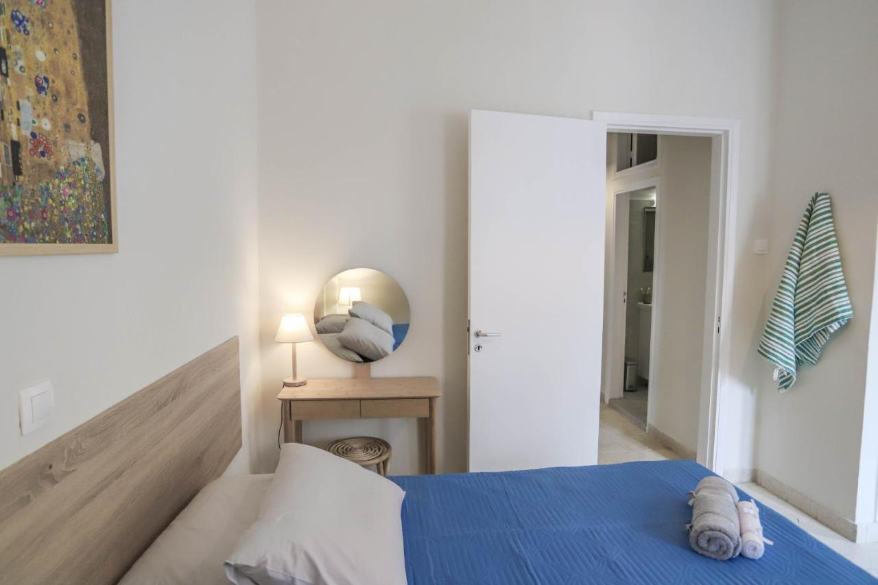 Traditional Town Garden Apartment Rhodes City Esterno foto