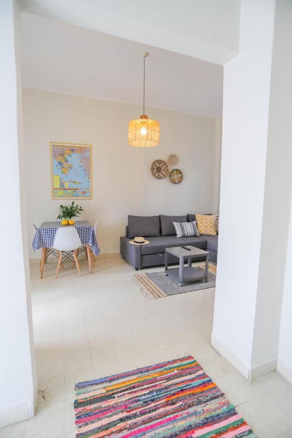 Traditional Town Garden Apartment Rhodes City Esterno foto