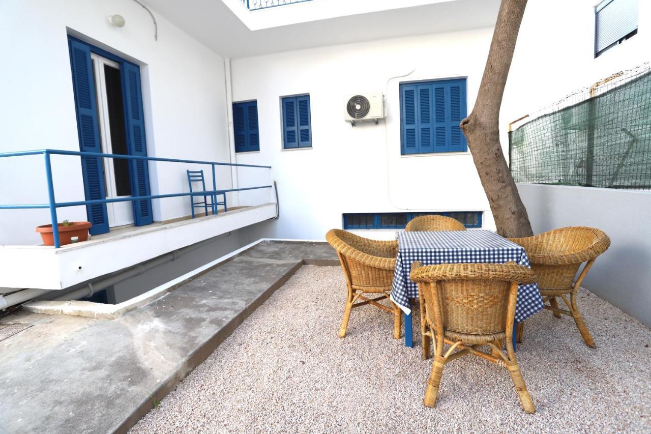 Traditional Town Garden Apartment Rhodes City Esterno foto