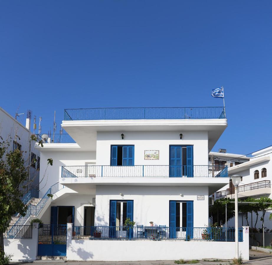 Traditional Town Garden Apartment Rhodes City Esterno foto
